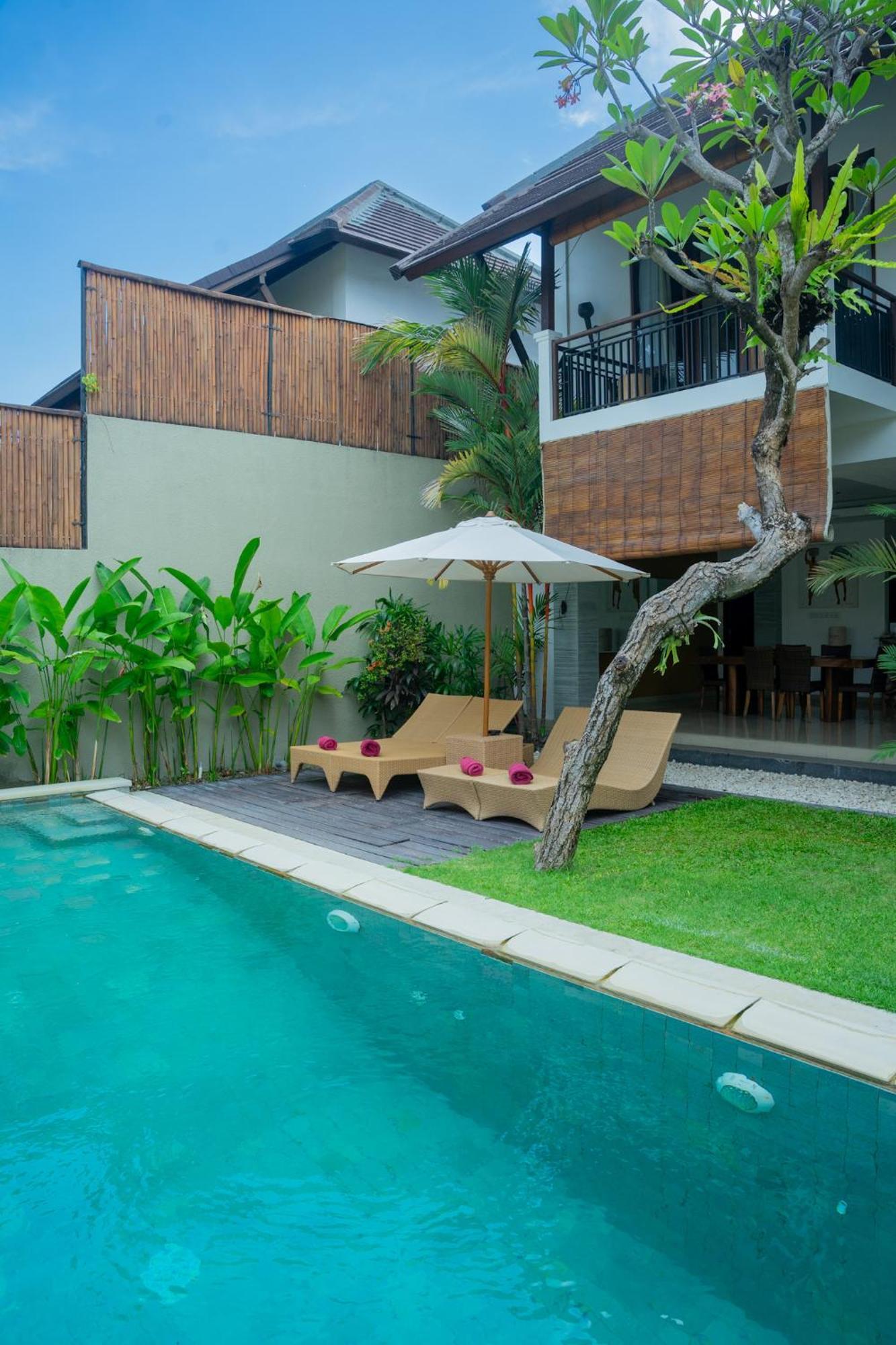 The Kumpi Villas Seminyak  Bagian luar foto