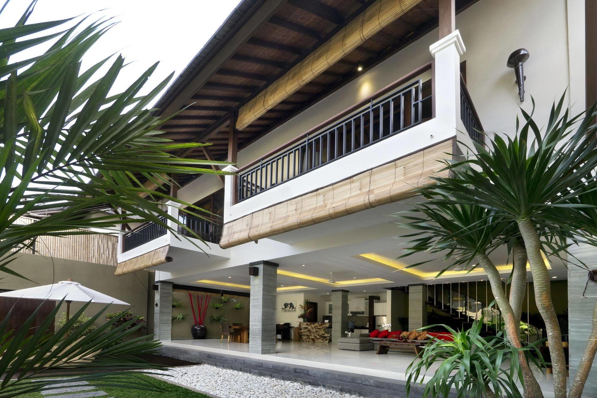 The Kumpi Villas Seminyak  Bagian luar foto