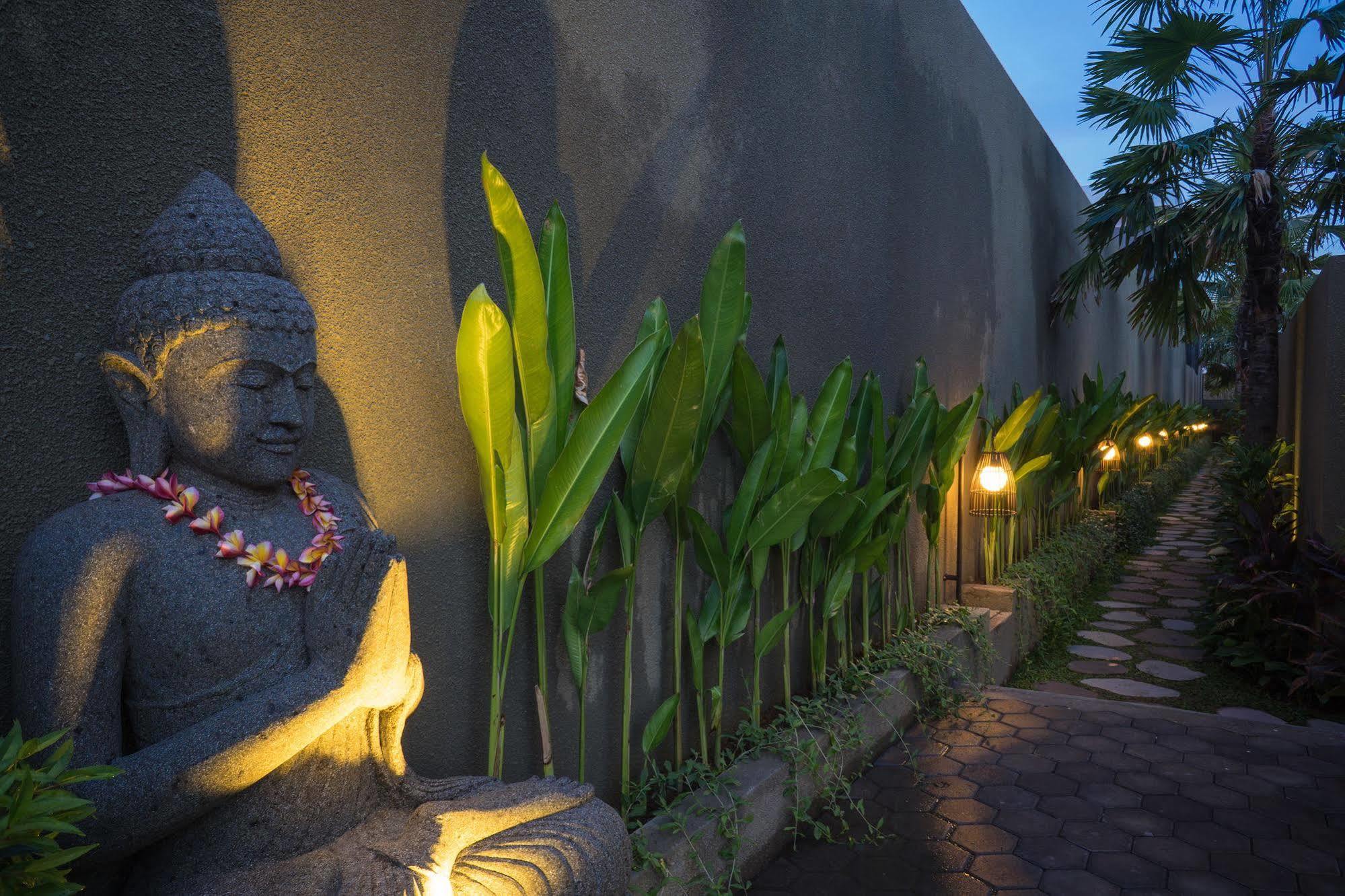 The Kumpi Villas Seminyak  Bagian luar foto