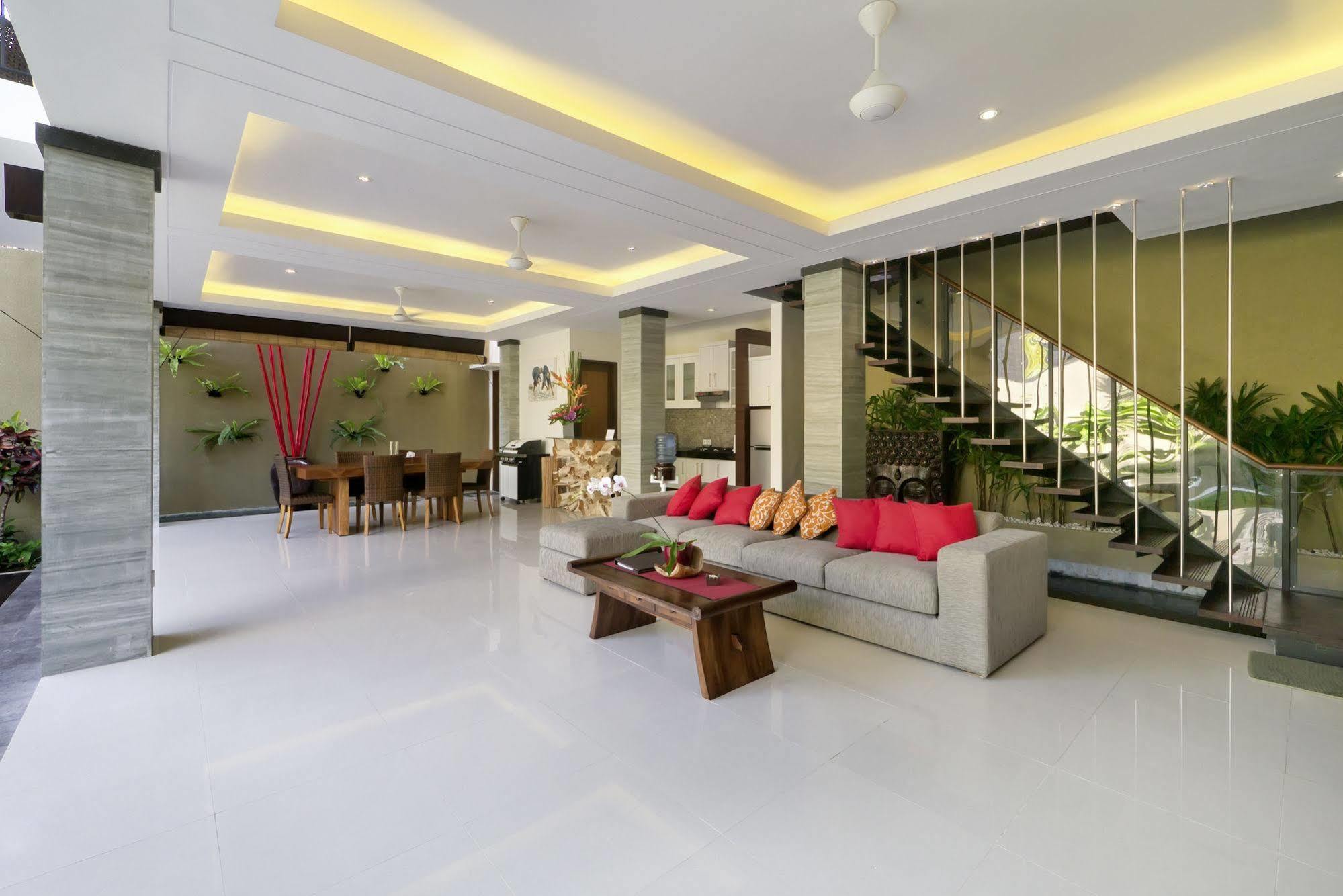 The Kumpi Villas Seminyak  Bagian luar foto