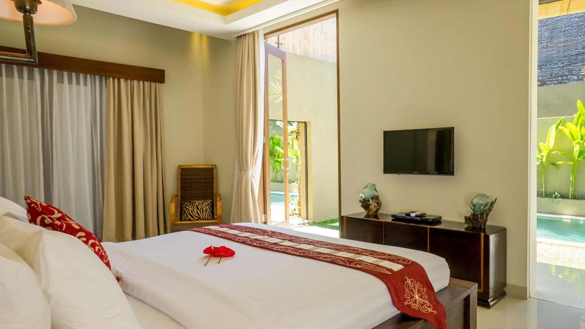 The Kumpi Villas Seminyak  Bagian luar foto